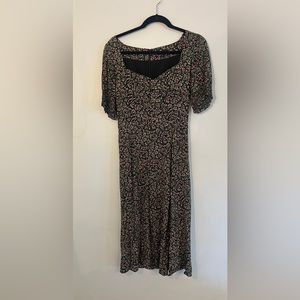 Jcrew: Sheath silhouette.Falls below knee.
44" from high point of shoulder